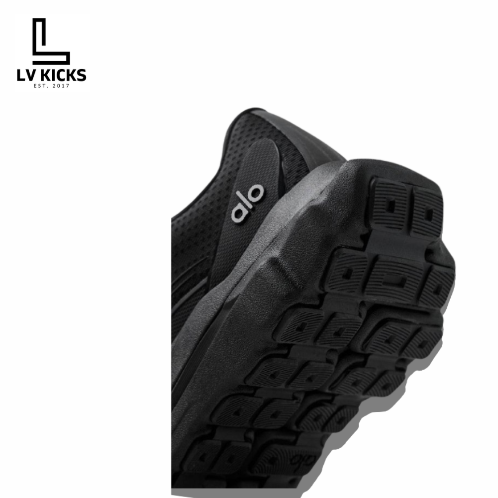 alo runner black