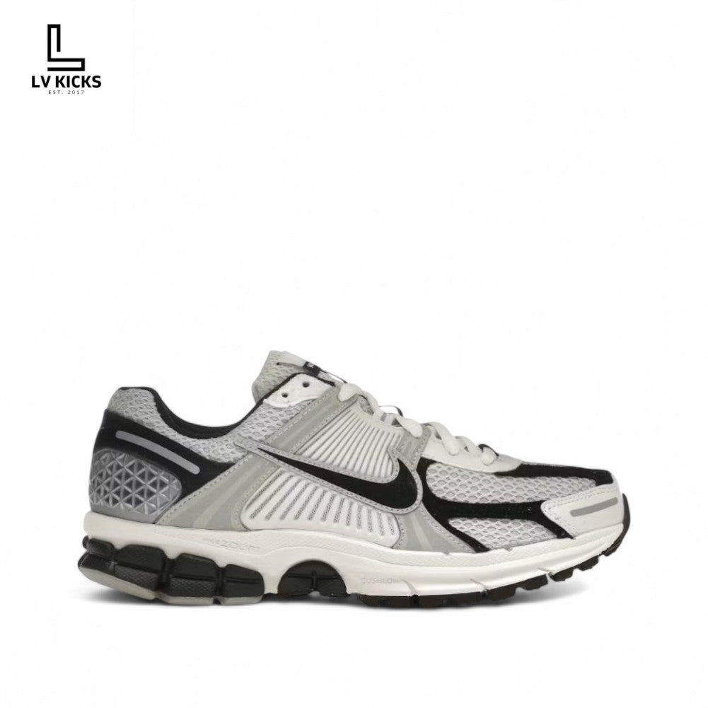 Nike Zoom Vomero 5 Photon Dust Black