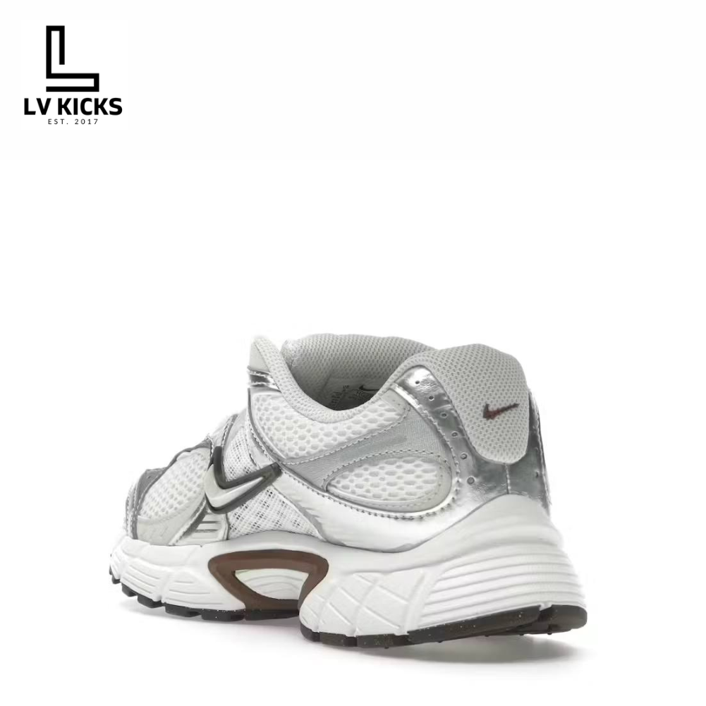 Nike V5 RNR Parachute Beige Metallic Pewter