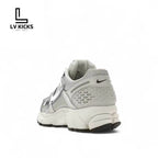 Nike Zoom Vomero 5 Photon Dust Metallic Silver