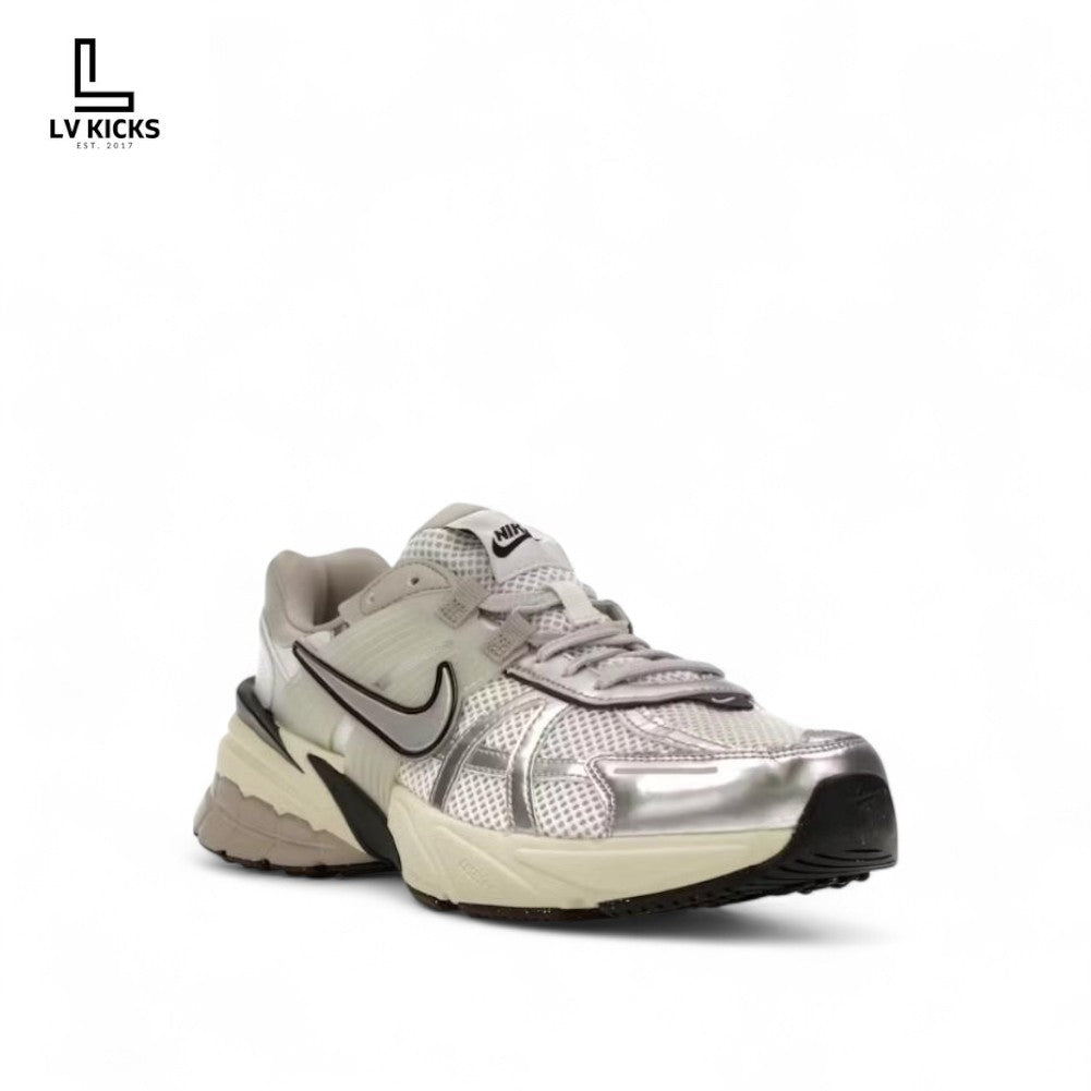 Nike V2K Run Summit White Metallic Silver