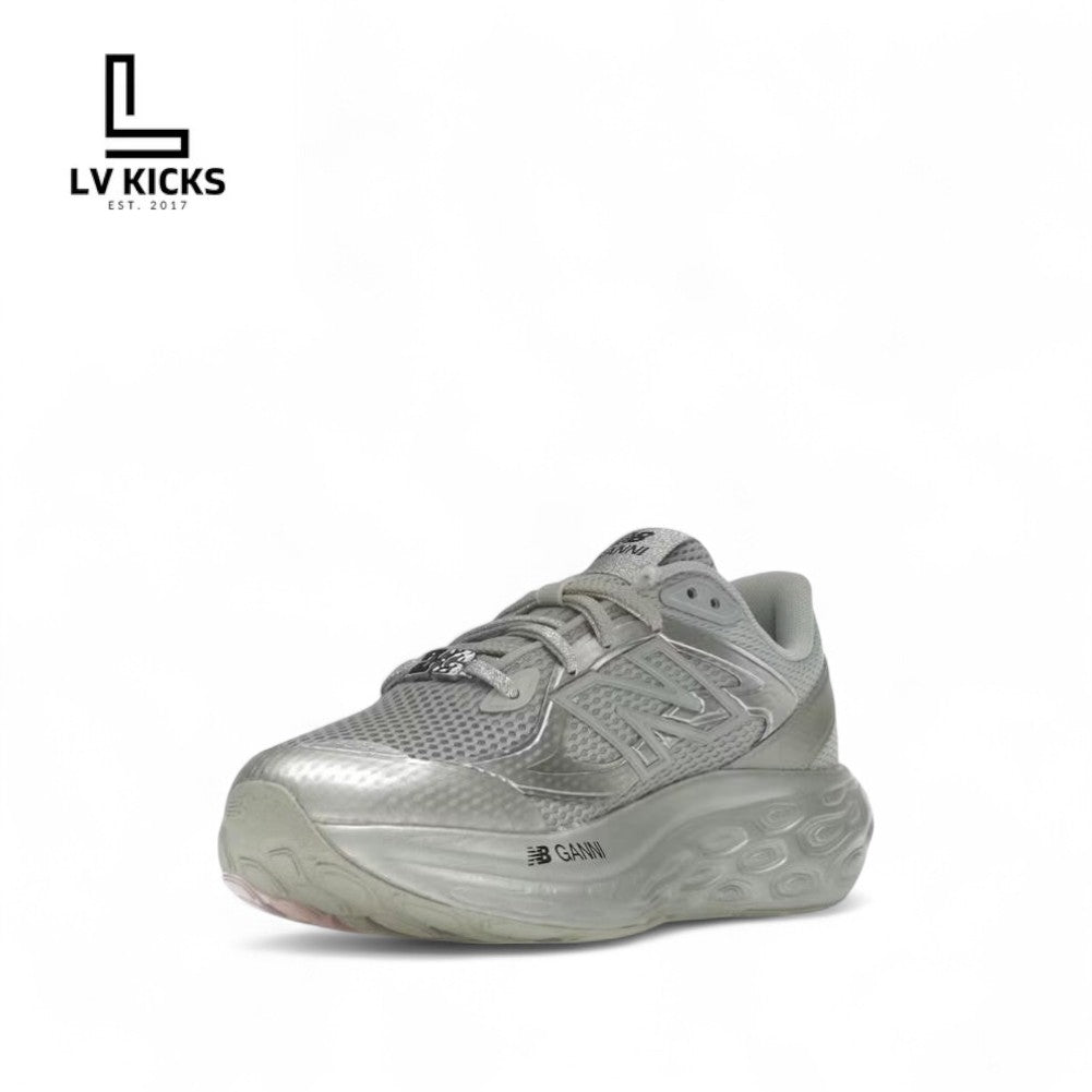 New Balance Fresh Foam Trainer GANNI Silver Metallic