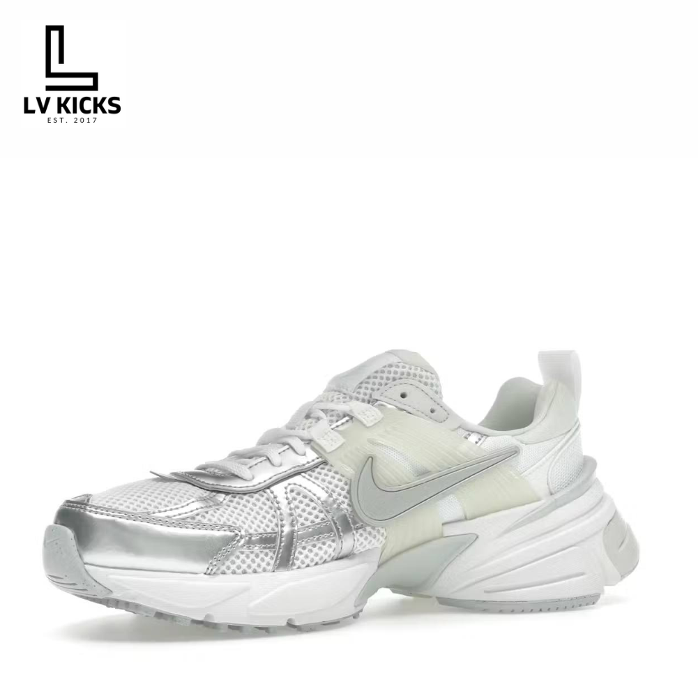 Nike V2K Run sliver